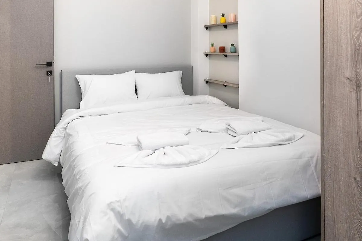 Modern Stay In Thessaloniki 0*,